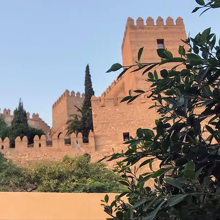 Casita La Paloma Bonita Del Pescador Hasta 5 Personas En El Casco Antiguo La Medina Centro Almeria Bajo Alcazaba Terraza Buena Vista Parking Privado Y Sabanas En Opcion Exterior photo