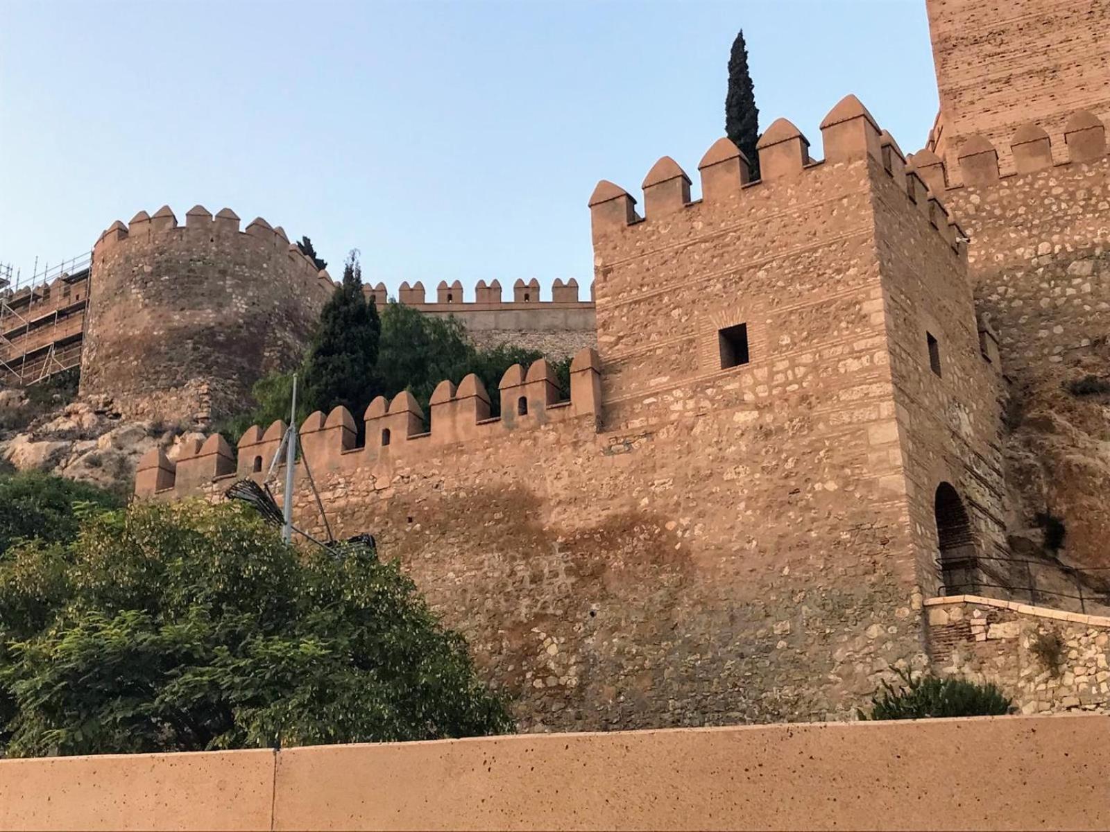 Holiday home Casita La Paloma Bonita Del Pescador Hasta 5 Personas En El Casco Antiguo La Medina Centro Bajo Alcazaba Terraza Buena Vista Parking Privado Y Sabanas En Opcion Almeria
