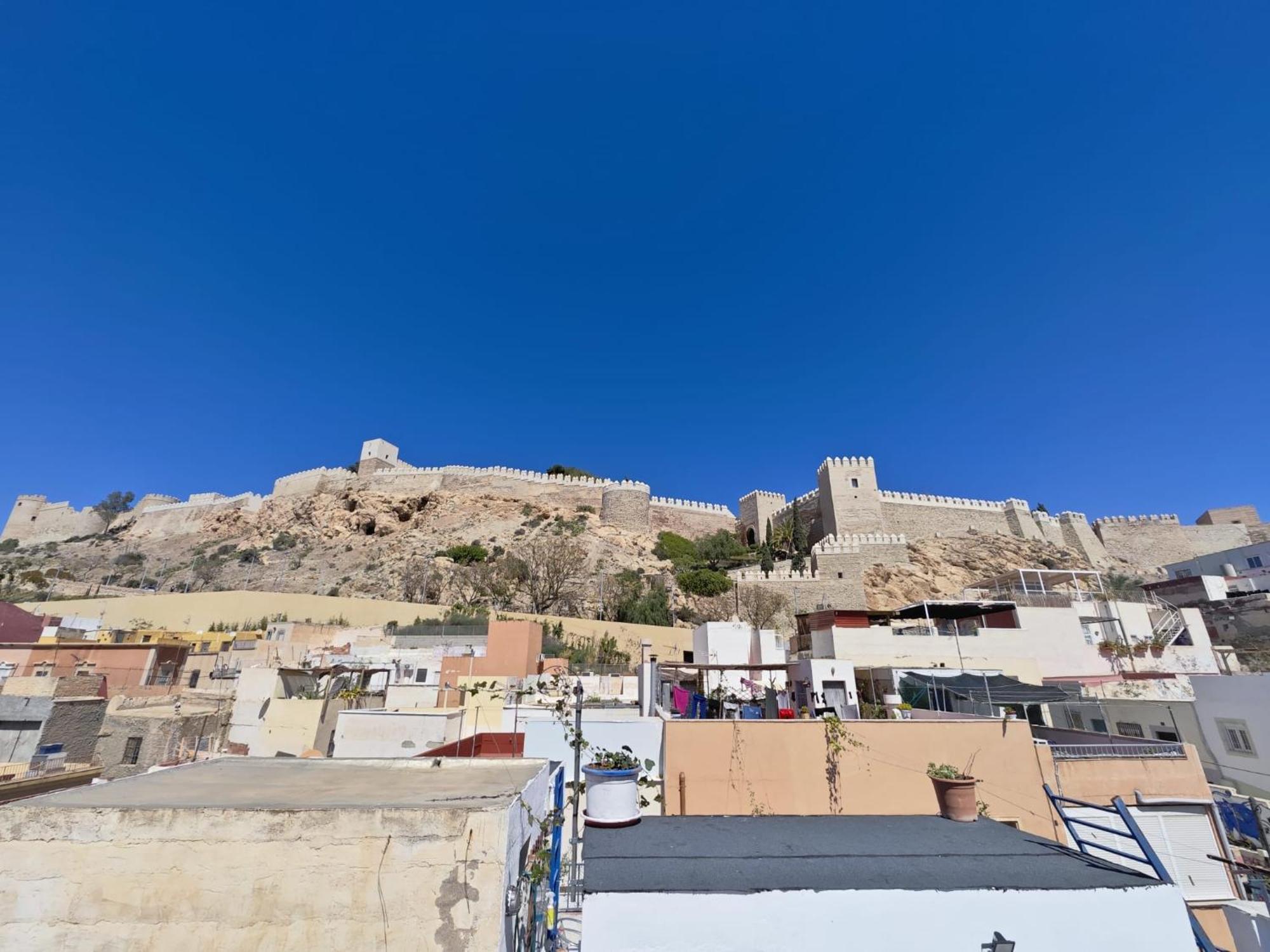 Casita La Paloma Bonita Del Pescador Hasta 5 Personas En El Casco Antiguo La Medina Centro Bajo Alcazaba Terraza Buena Vista Parking Privado Y Sabanas En Opcion